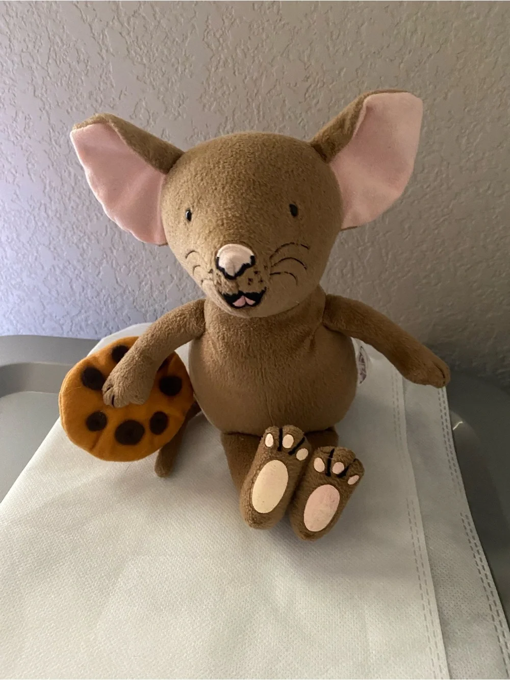 If You Give A Mouse A Cookie plush Kohls Cares stuffed animal cute toes 11